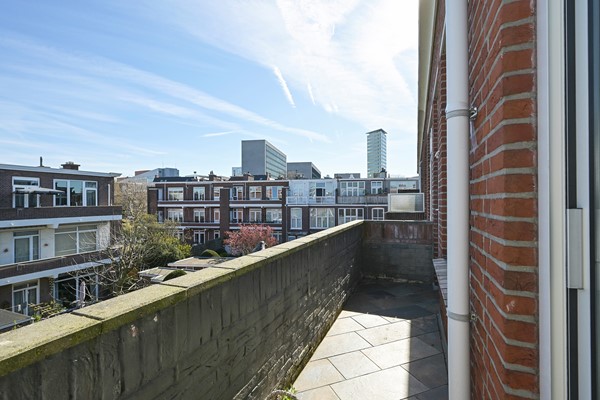 Medium property photo - Van Weede Van Dijkveldstraat 13B, 2582 KP Den Haag